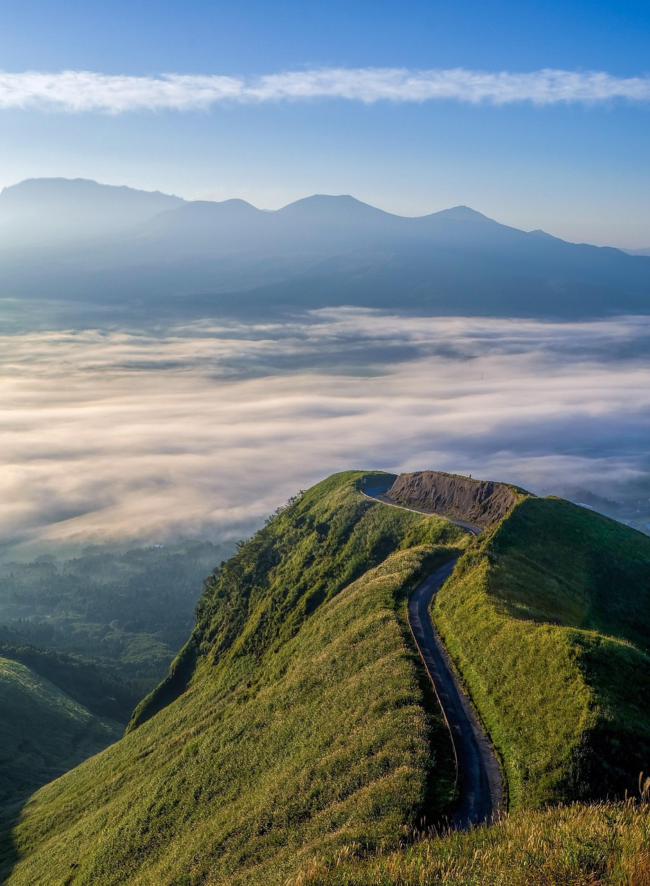 Mountain, Summit, Clouds image.